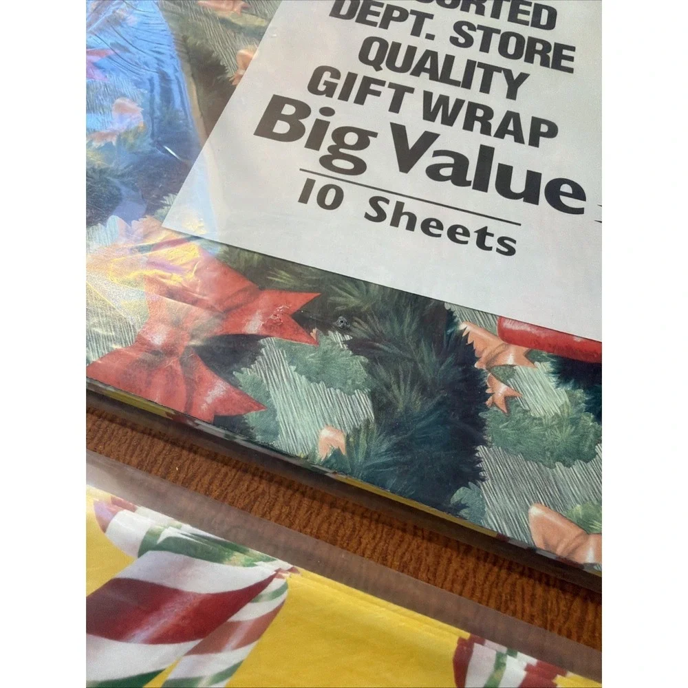 Vintage Christmas Wrapping Paper Flat Sheets 2 Packages Of 10 Sheets (20 Total)